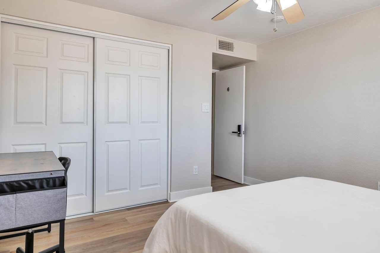 E Joan De Arc Ave - Photo 4 of 4