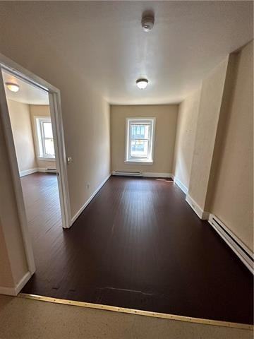 917 W Hamilton St - Photo 3 of 5