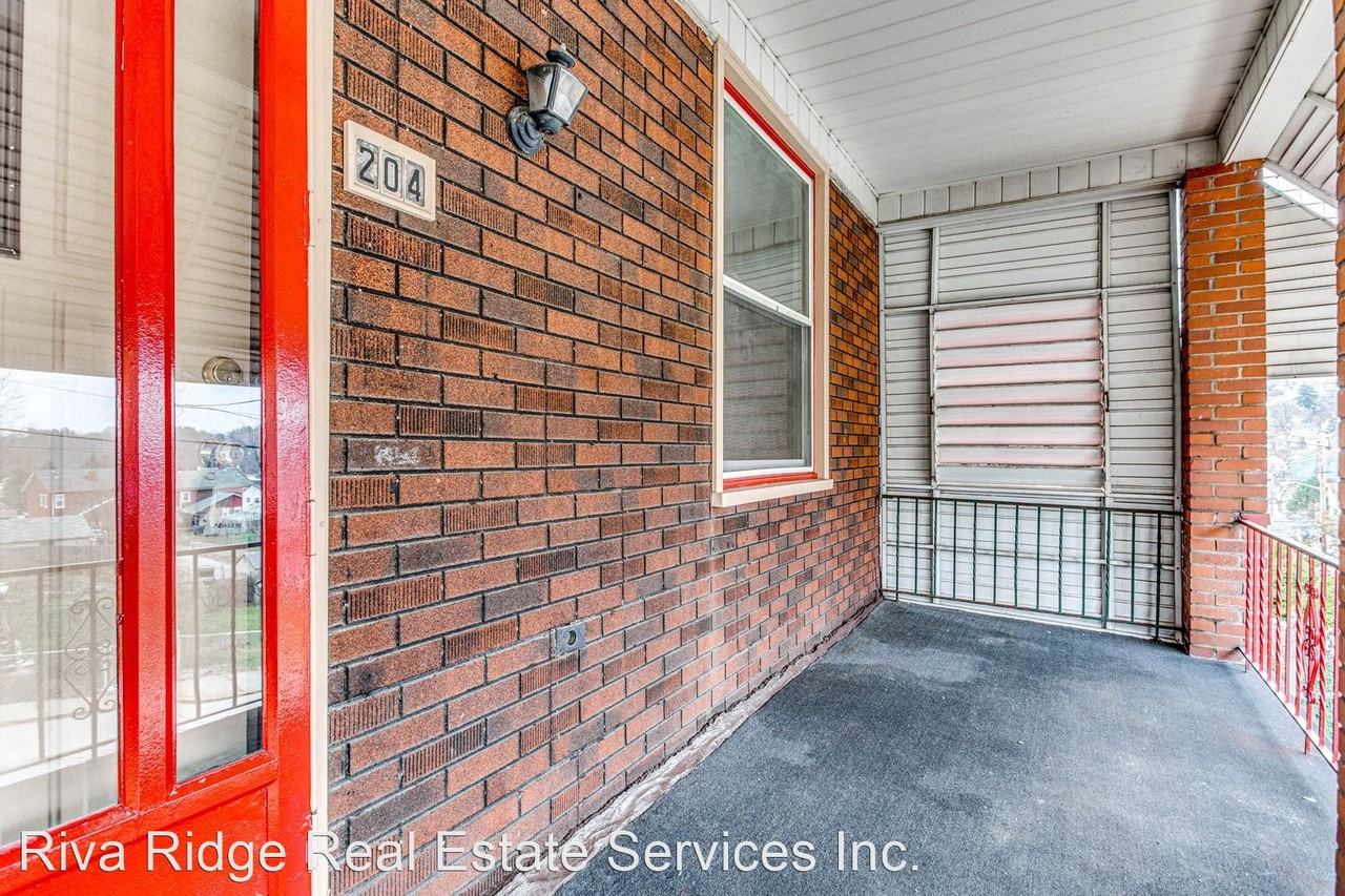 204 Marlow St - Photo 3 of 26