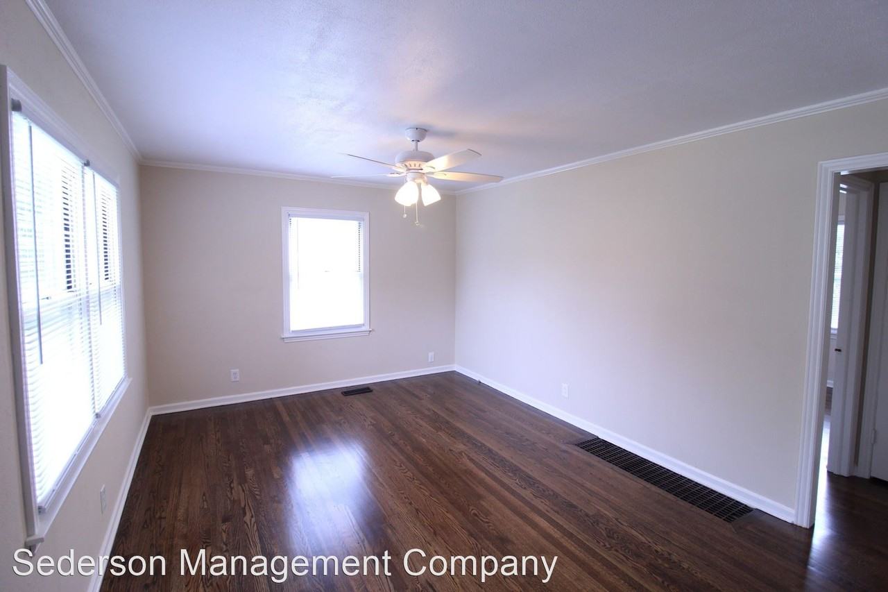 5205 W 49th St - Photo 3 of 8