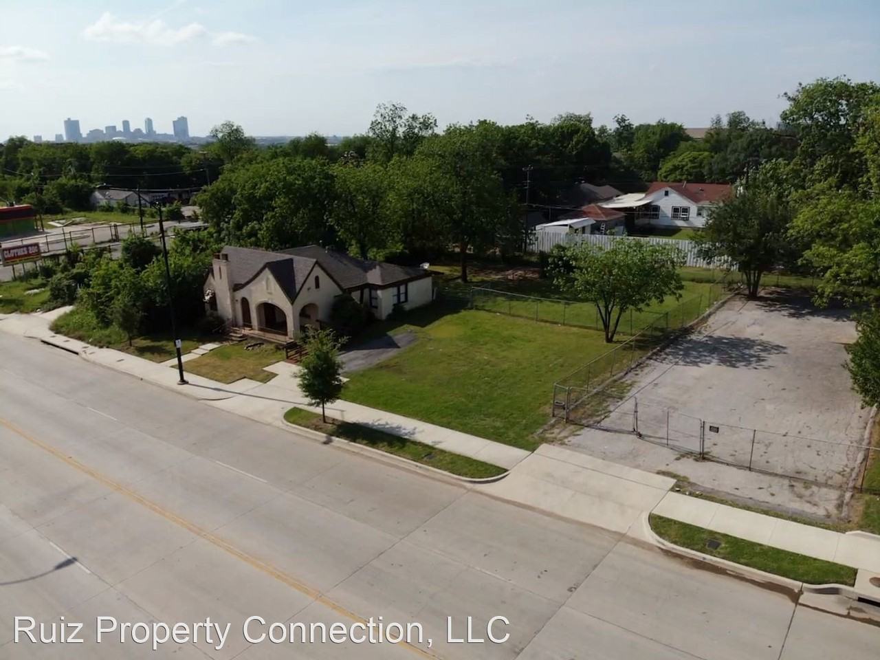 2813 E Rosedale St - Photo 3 of 14