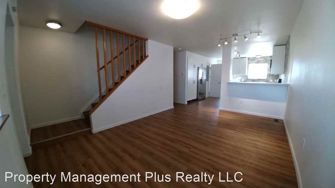 353 Martin Ave - Photo 2 of 20