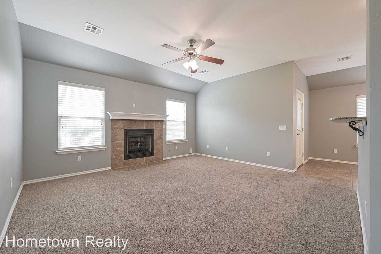 11521 Sw 24th St - Photo 3 of 31