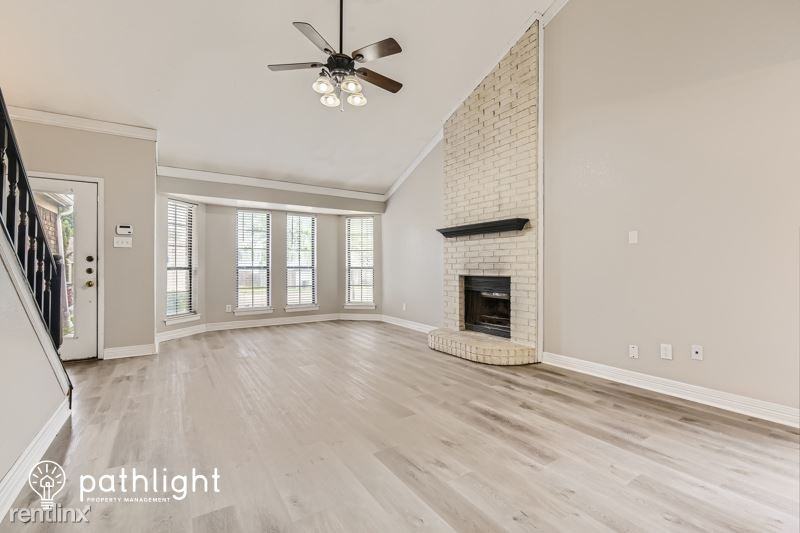 404 Sage Ln - Photo 3 of 20