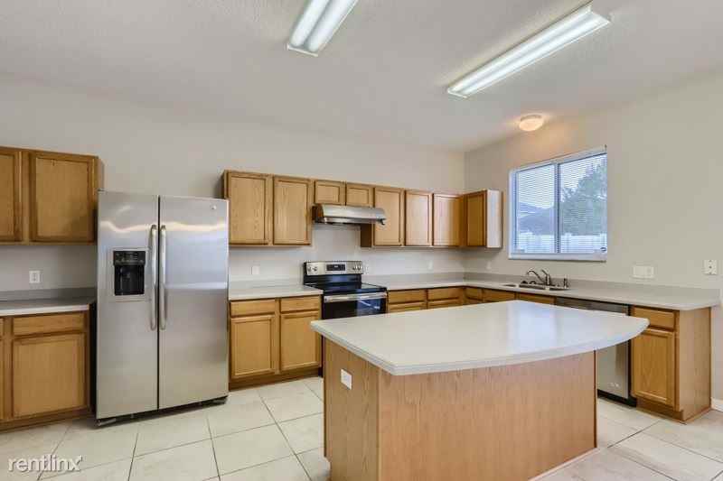 2731 Amanda Kay Way - Photo 3 of 18