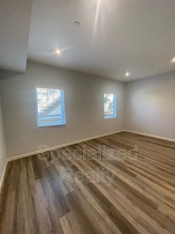 366 Burchett St #104 - Photo 3 of 5