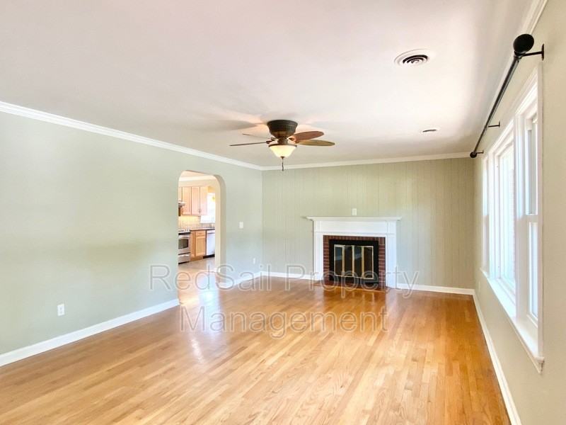 383 Stanton Rd - Photo 3 of 19