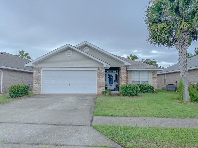 115 Secret Harbor Dr - Photo 2 of 35