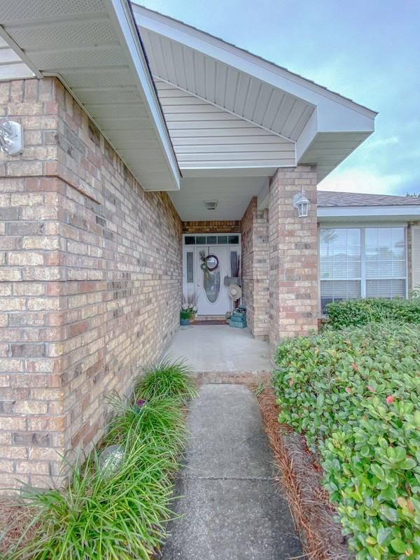 115 Secret Harbor Dr - Photo 3 of 35