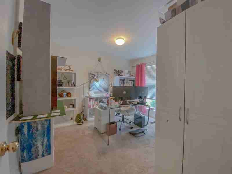 115 Secret Harbor Dr - Photo 6 of 35