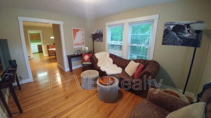 42 S Main St - Photo 2 of 10