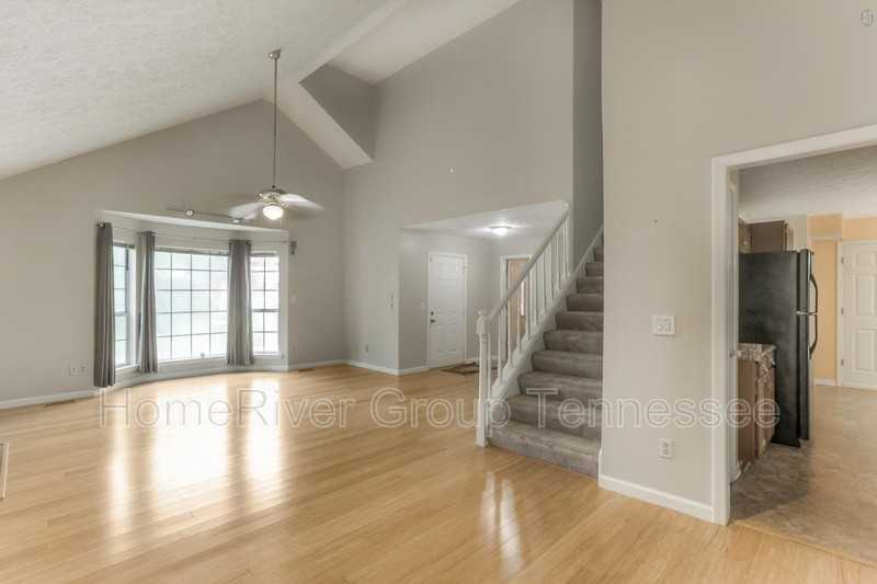 3328 Quail Run Ct - Photo 3 of 17