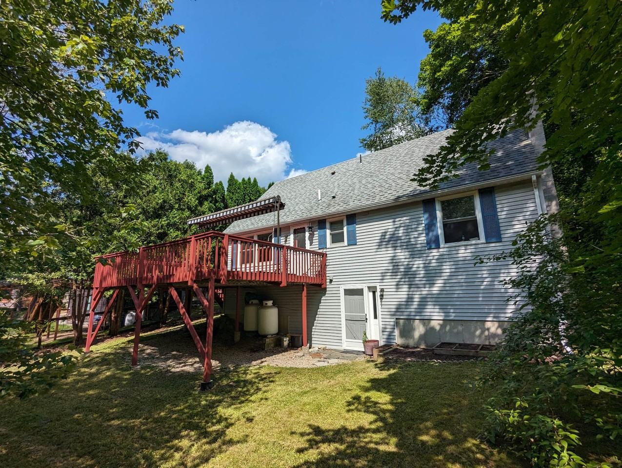 33 Hillside Ave - Photo 2 of 10