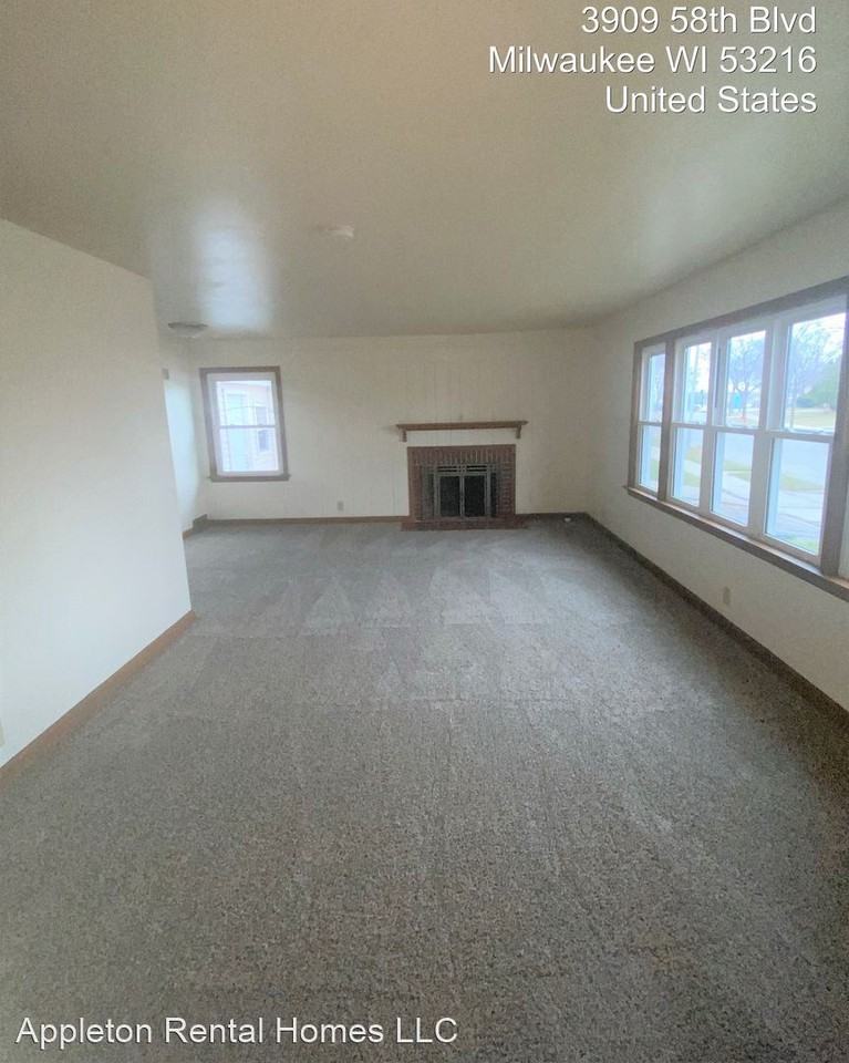 3909 N 58th St - Photo 3 of 10