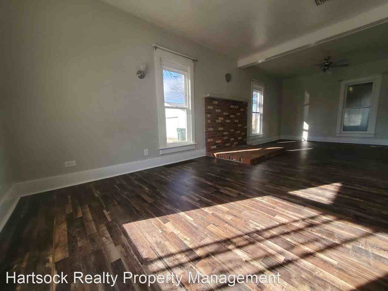 206 Johns Ave - Photo 3 of 15