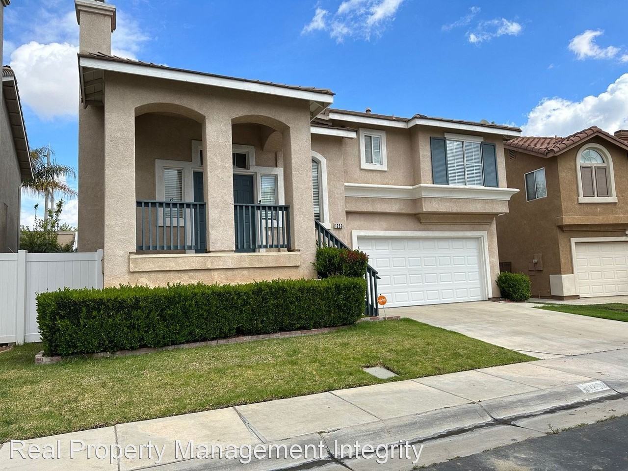 1253 Mira Valle St - Photo 2 of 18