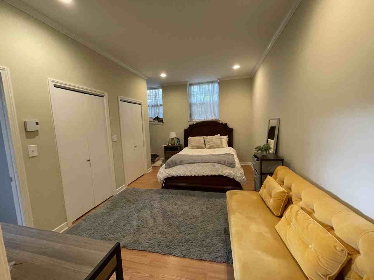 743 E 4th St #103 - Photo 5 of 11