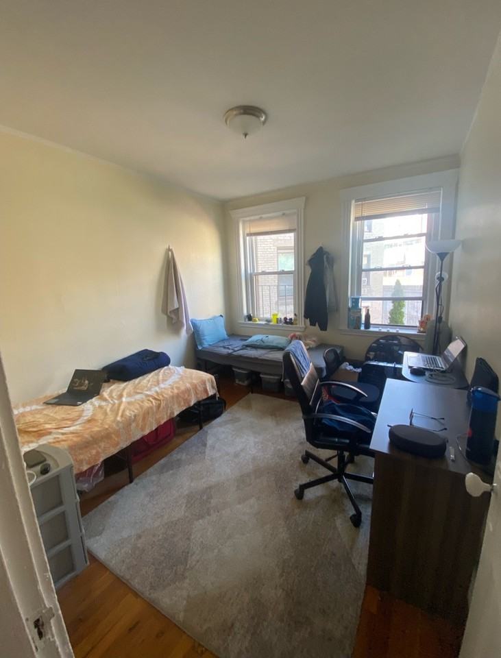 360 Riverway #14 - Photo 3 of 7