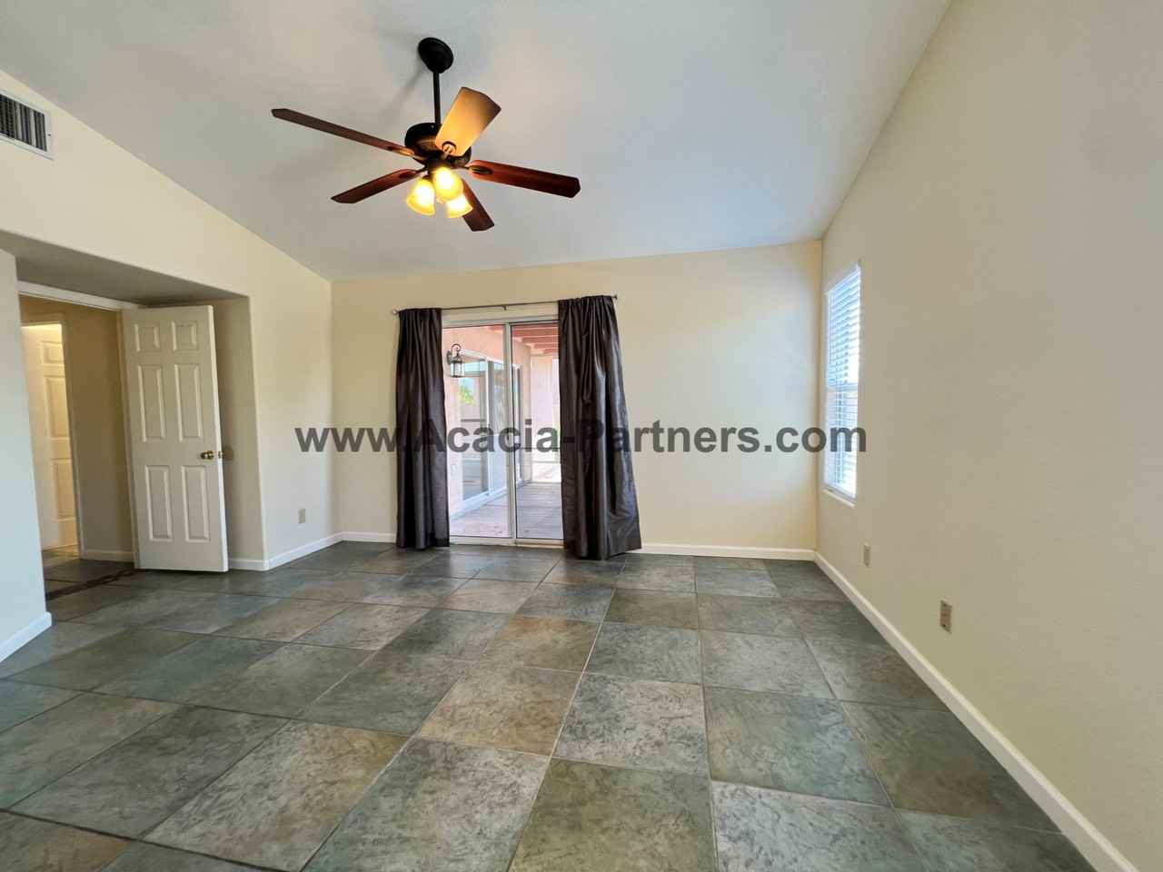 3011 W Sawmill Spring Trl - Photo 2 of 28