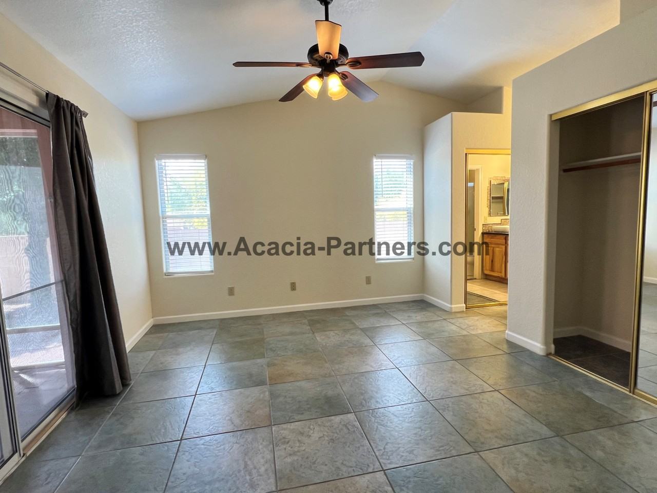 3011 W Sawmill Spring Trl - Photo 3 of 28
