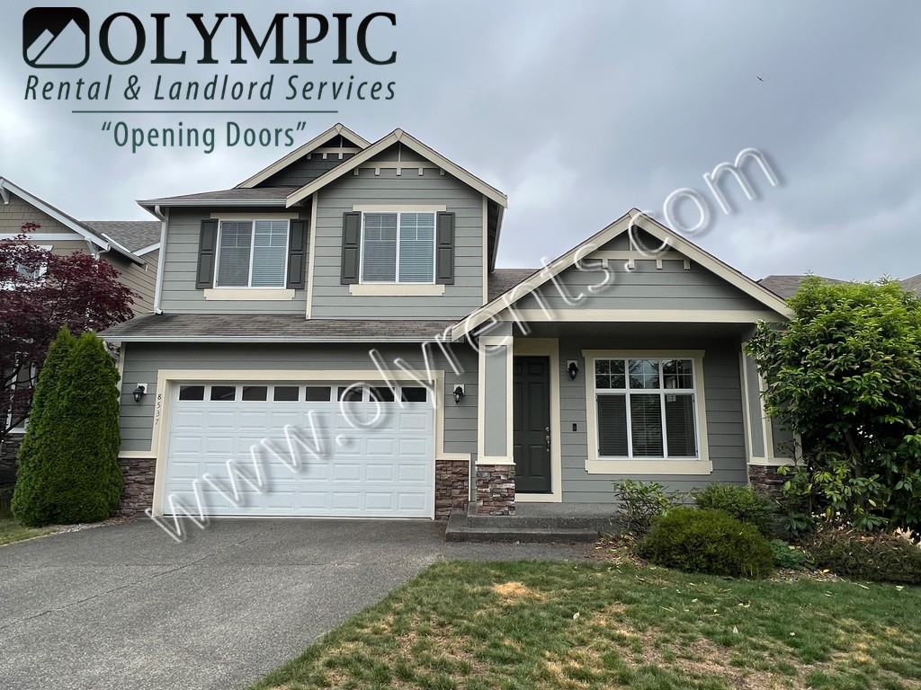 8537 Fortman Dr Ne