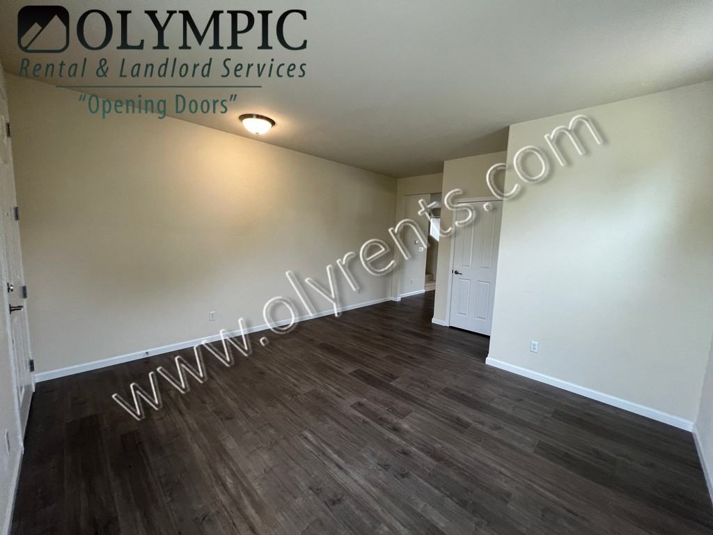 8537 Fortman Dr Ne - Photo 4 of 30