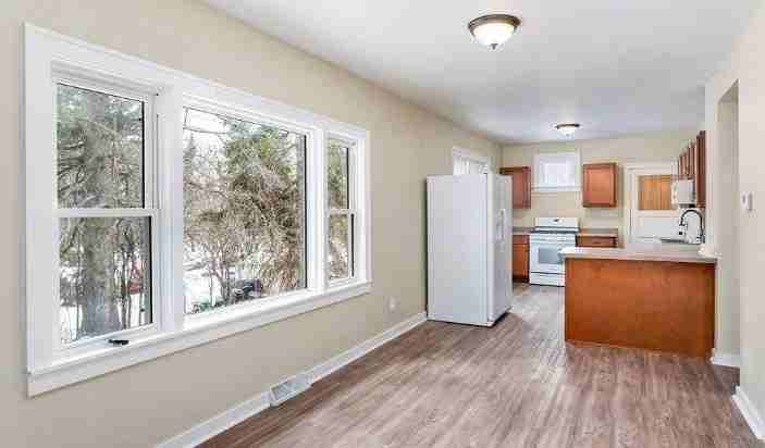 3021 N 87th Ave W - Photo 3 of 9