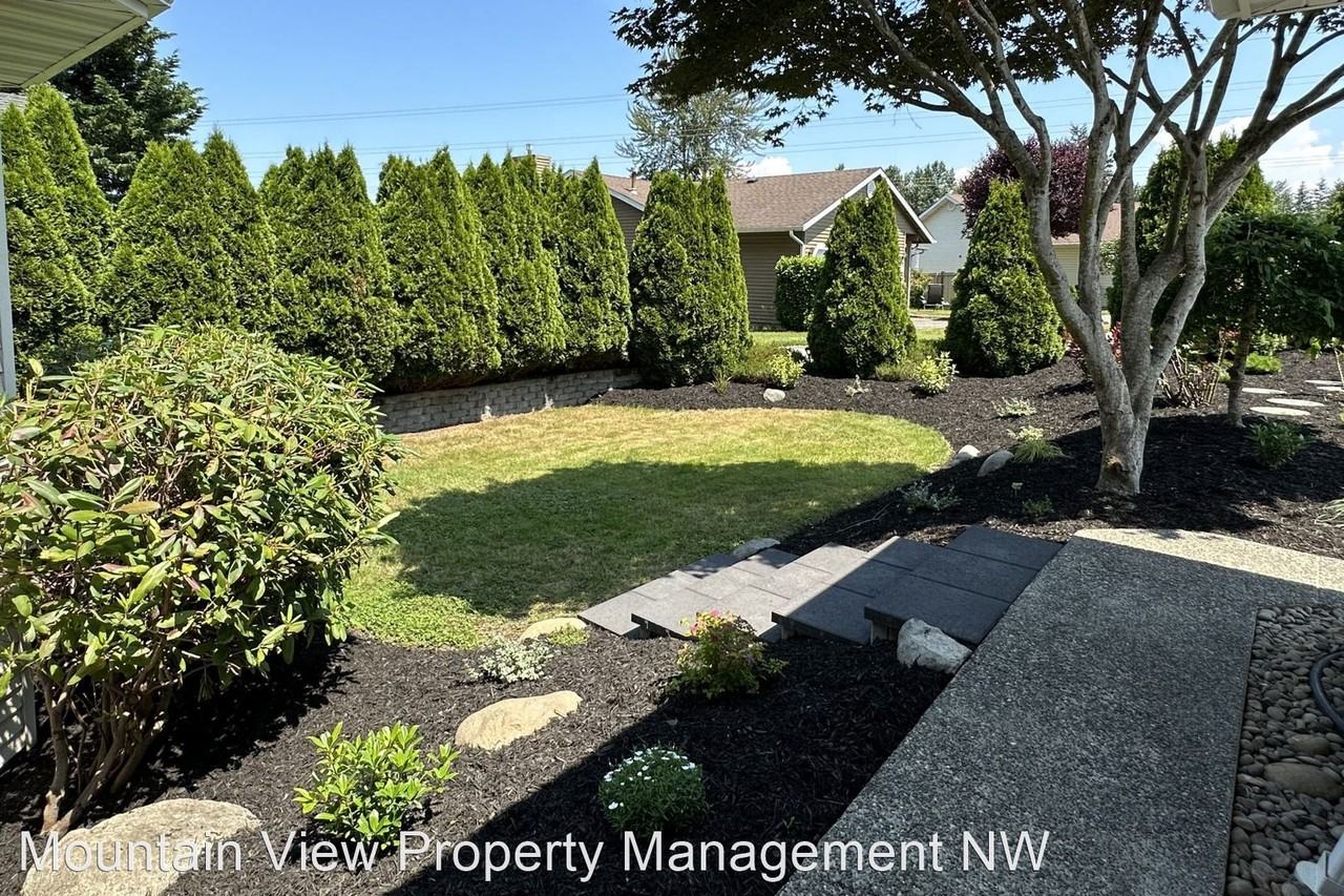 11630 44th Dr Se - Photo 2 of 23