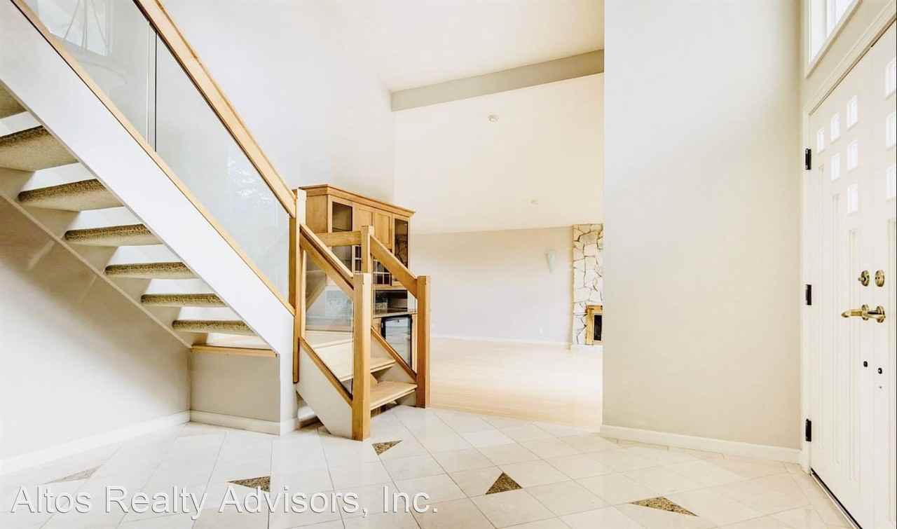 17283 Eaton Ln - Photo 2 of 22