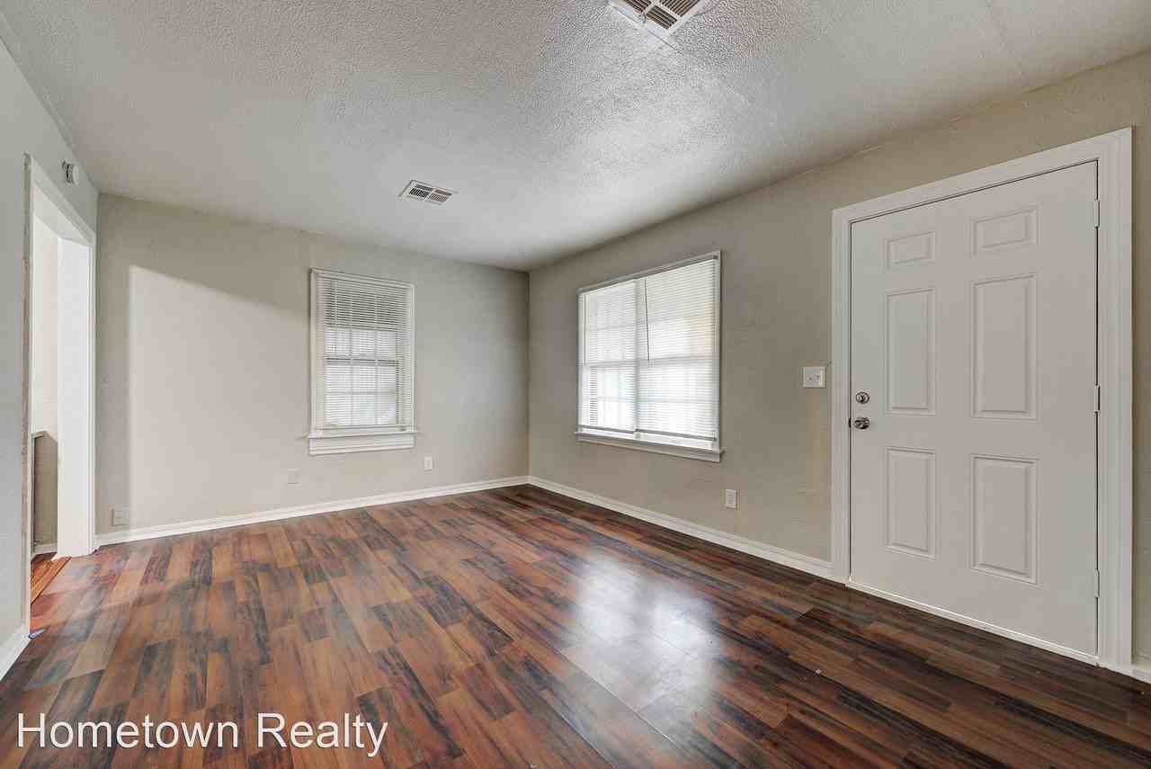 910 Nw 99th St - Photo 2 of 27