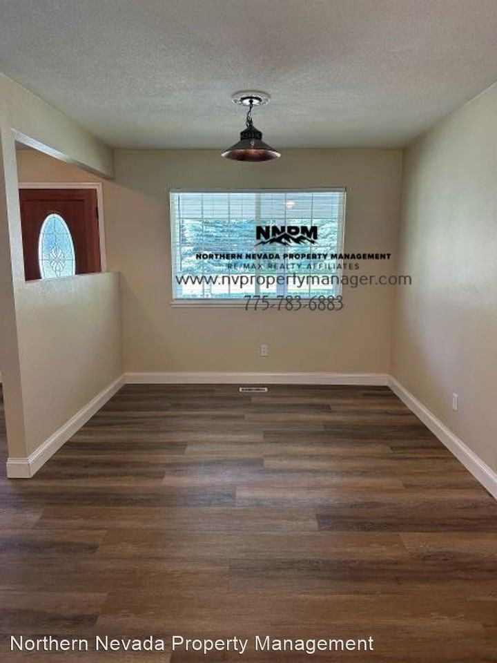 1500 Glenwood Dr - Photo 3 of 10