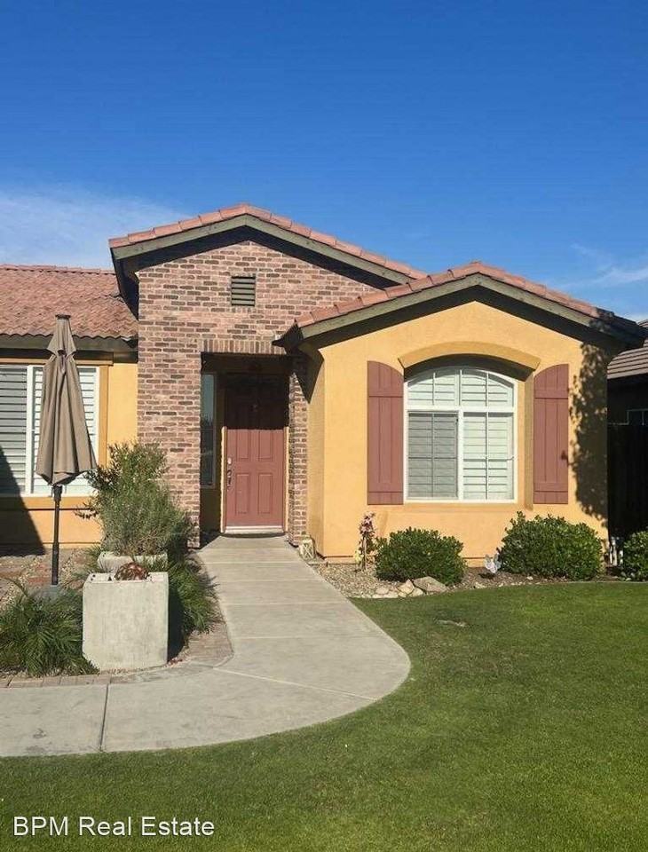 2000 Suncrisp Ln - Photo 3 of 13