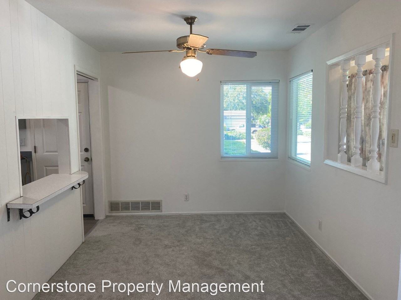 4656 Elmhurst Dr - Photo 3 of 9