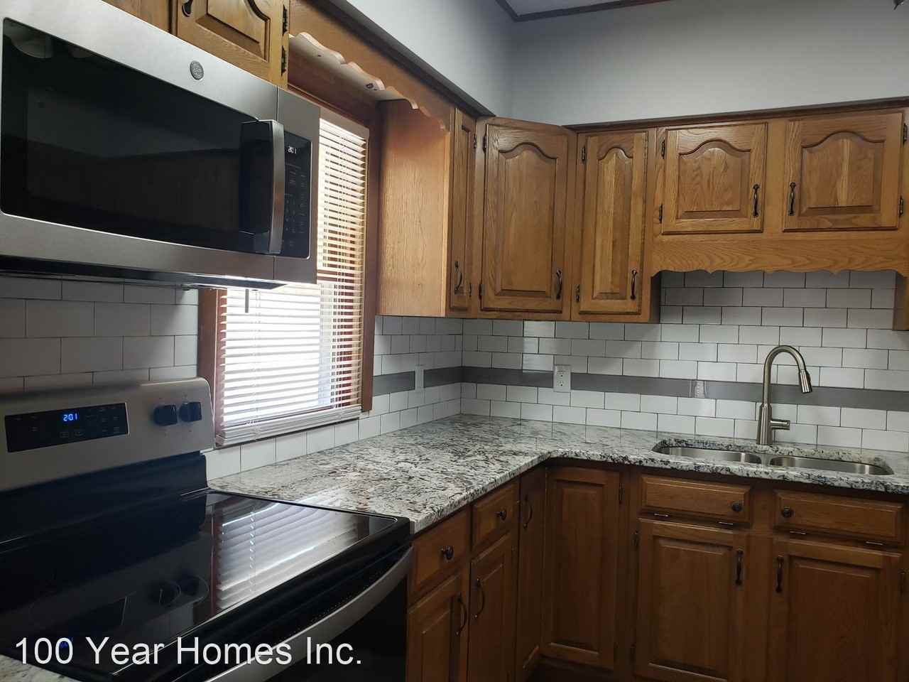 5820 William St - Photo 3 of 18