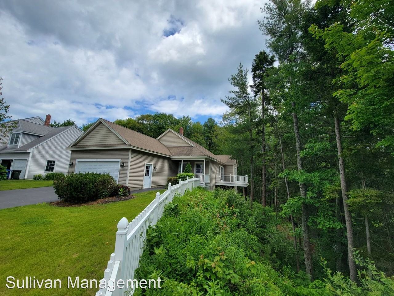 211 Elderberry Dr - Photo 2 of 20