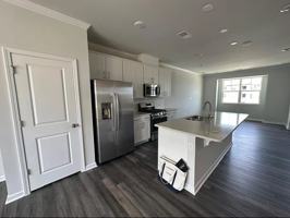 featured image of 2533 Kasota Ln