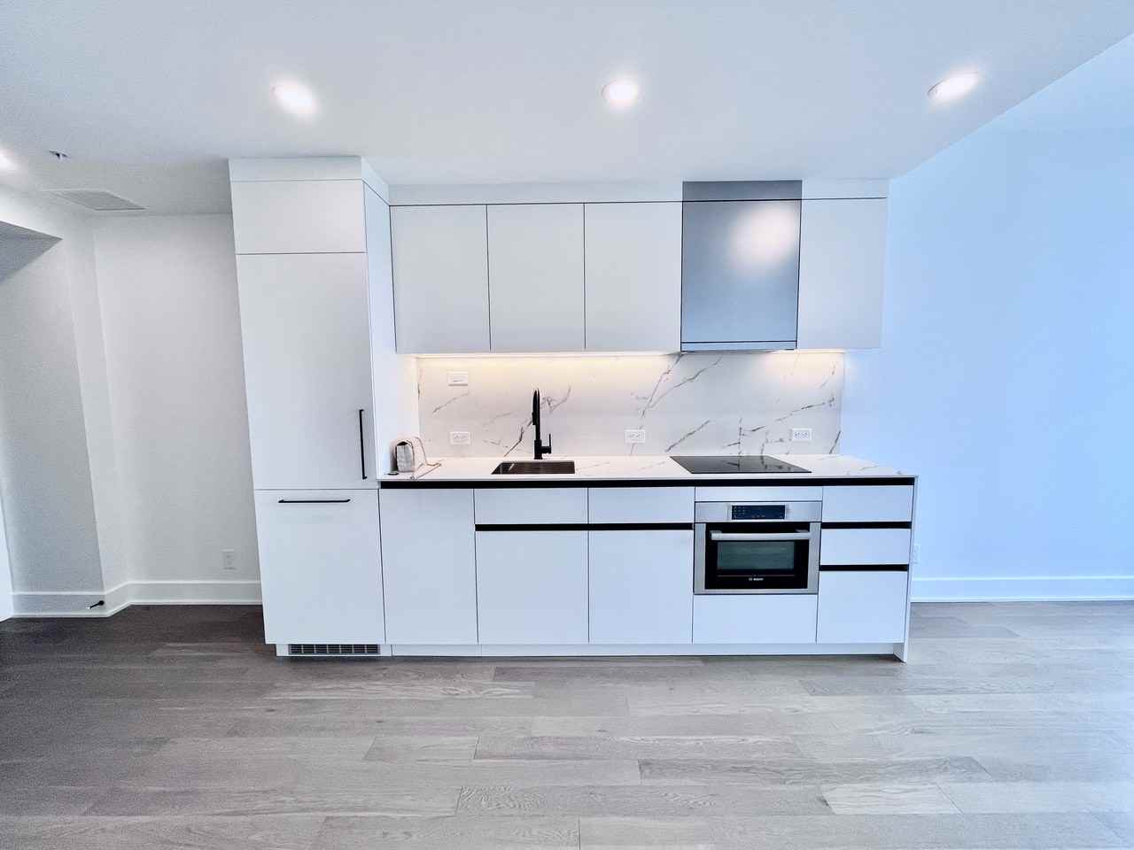720 Rue Saint-Jacques #3410 - Photo 2 of 14