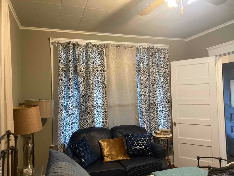 1887 State St - Photo 2 of 23