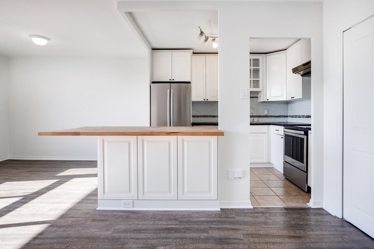 10 Fontenay - Photo 3 of 20