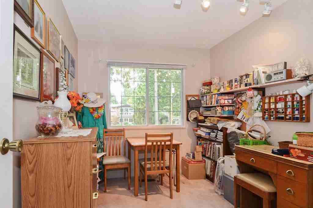 20167 43A Avenue - Photo 7 of 16