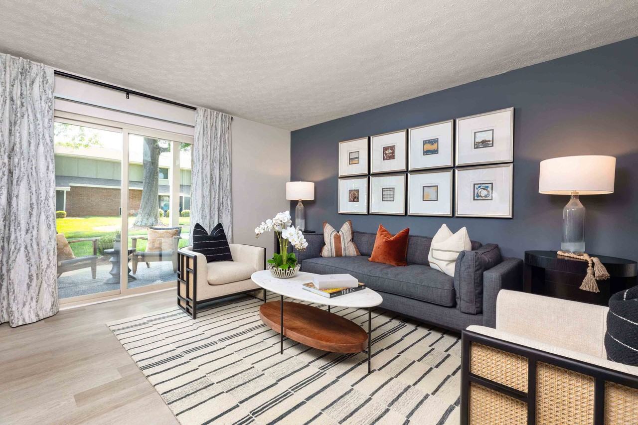 Plainview Apartments - Photo 6 of 50