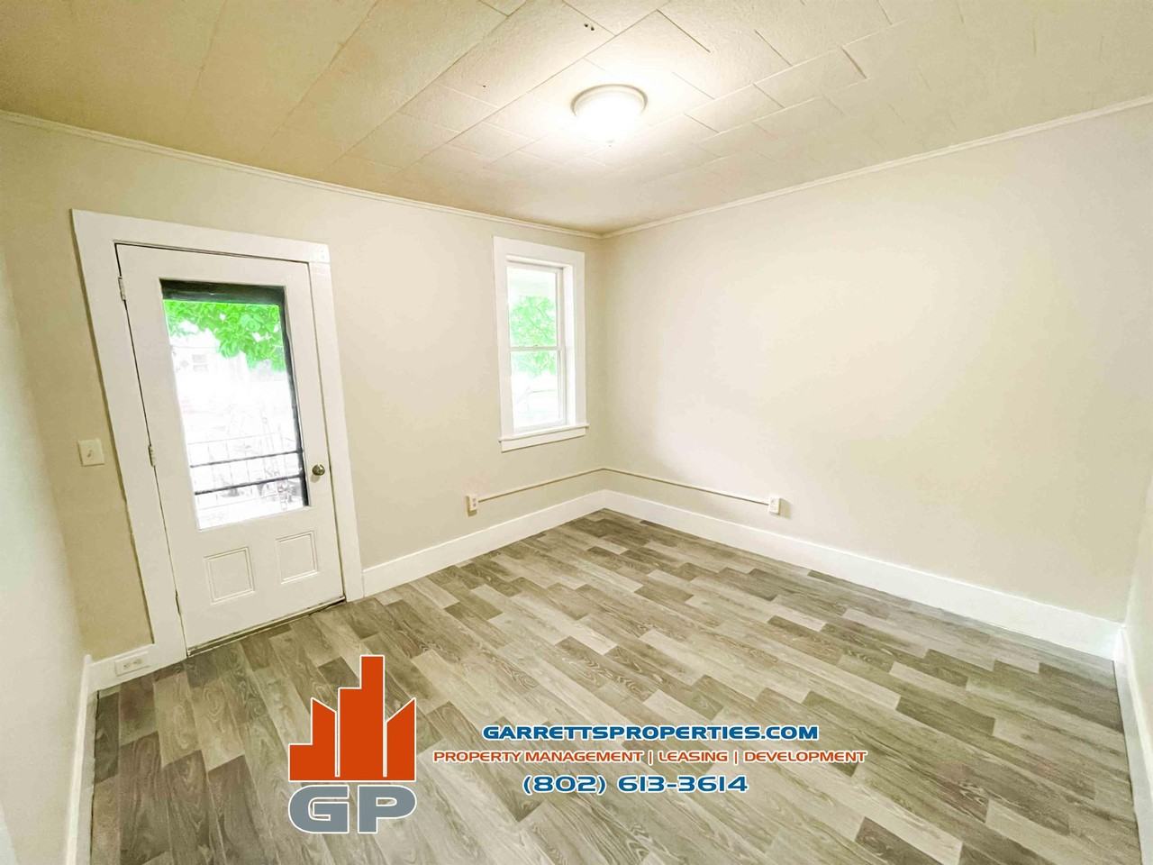 40 1st St #3 - Photo 2 of 18