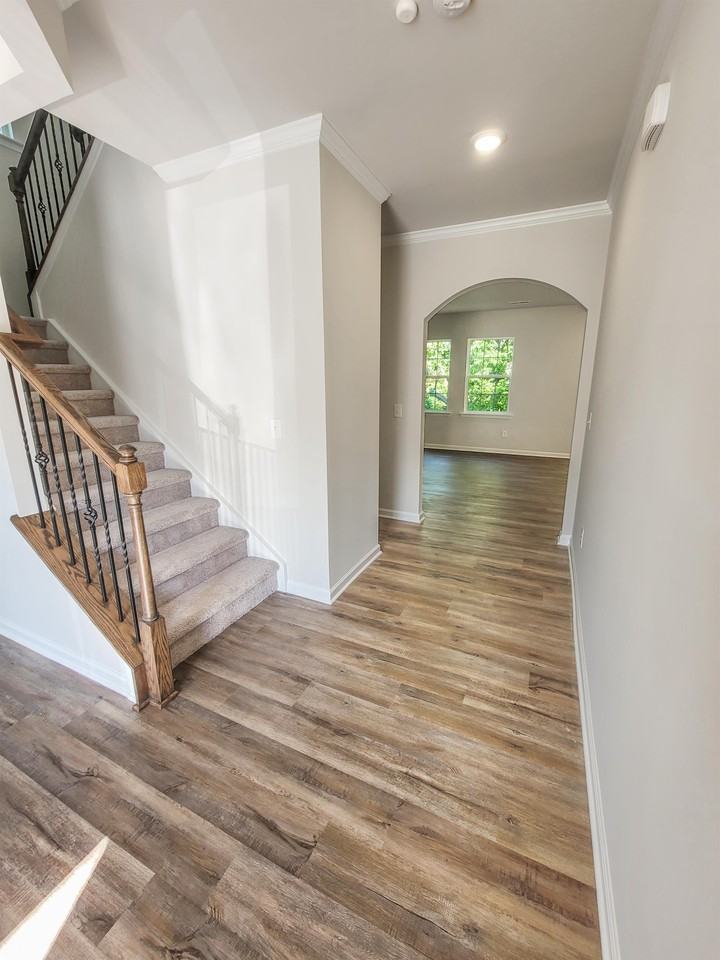 22 Echo Valley Dr #1 - Photo 3 of 12
