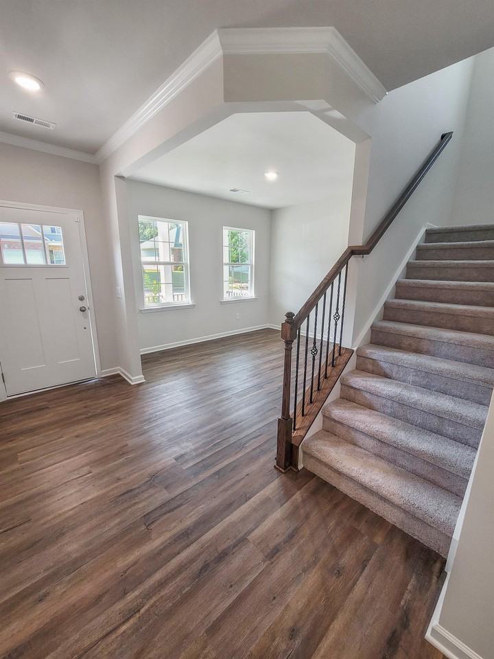 22 Echo Valley Dr #1 - Photo 5 of 12