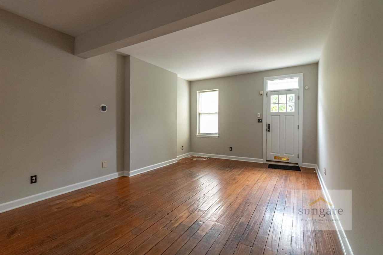 1818 E Lombard St - Photo 3 of 20