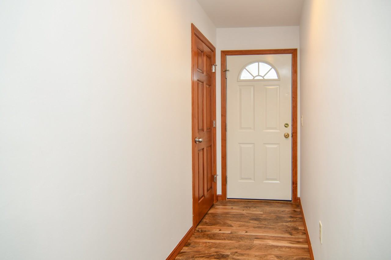 160 E River Dr #160 - Photo 2 of 27