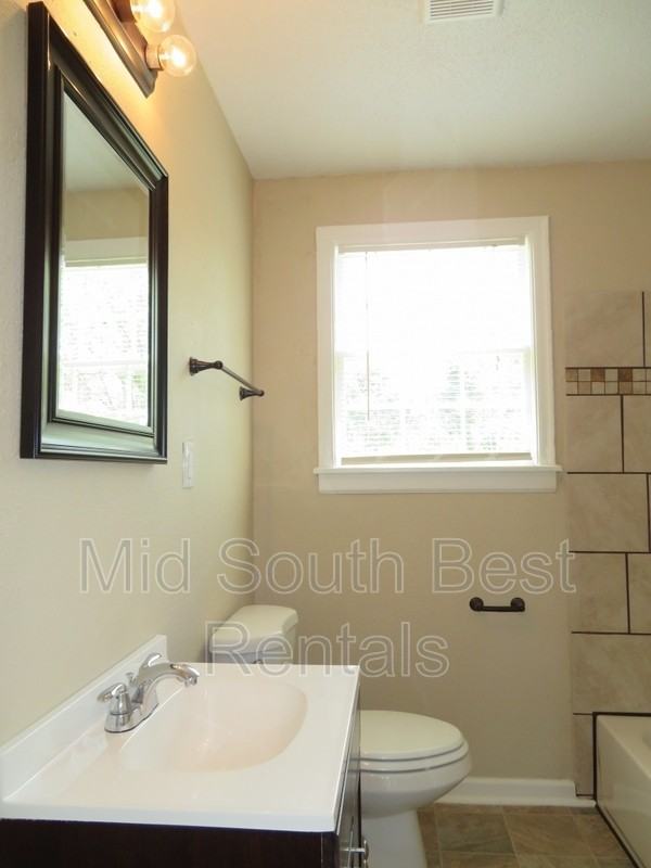 443 Jacklyn Ave - Photo 6 of 6