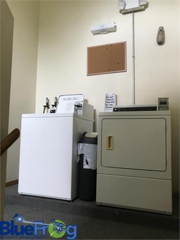 308 Leeland Street - Photo 3 of 8