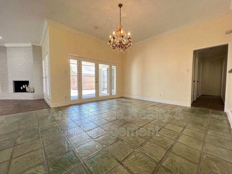 15 Bendwood Dr - Photo 3 of 26