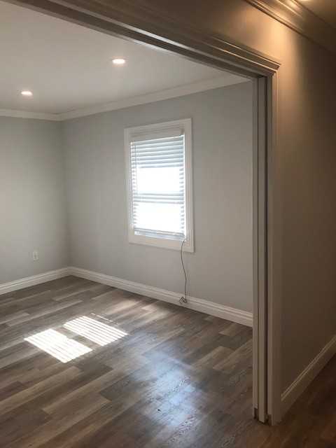 27 Westbury St #1stFL - Photo 2 of 12